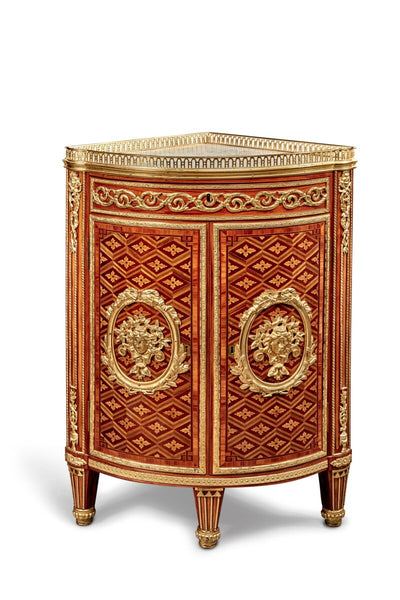 Fine Classic Antique Furniture of Main Features of Louis XVI Furniture
