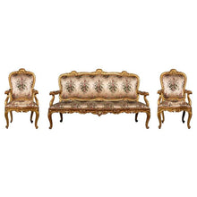 Load image into Gallery viewer, A Late 18th Century Venetian Giltwood Suite