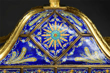 Load image into Gallery viewer, A GEM INlAID GILT BRONZE ENAMEL FLORAL CLOCK, QING DYNASTY (1636-1912)