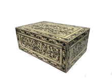 Load image into Gallery viewer, A FLORAL BONE INLAY BOX
