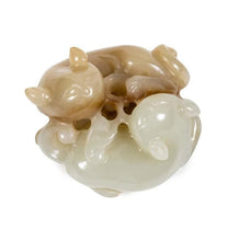 Load image into Gallery viewer, A 18TH CENTURY PALE CELADON JADE CARVING OF TWO CATS, QING DYNASTY - Fine Classic Antiques