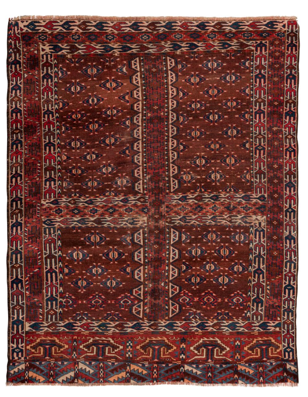 A TURKOMAN ENGIS RUG, CENTRAL ASIA, LATE 19TH CENTURY